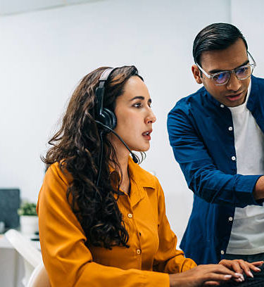 Par exemple, dans le cadre du SEO Immobilier Paris, chaque page dédiée à un quartier ou à un type de bien peut