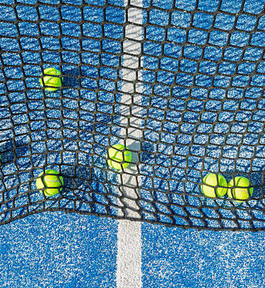 construction court de tennis en resine synthetique à Paris